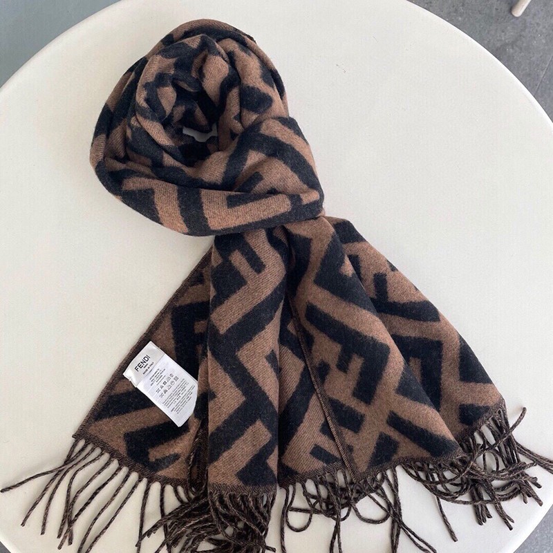 Extremely rare! Fendi scarf imitation wool intarsia tassel fem06996