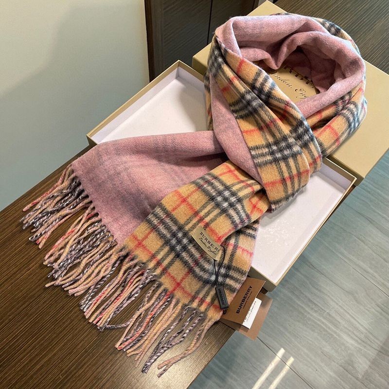 Cute Burberry Replica Reversible Check Cashmere Scarf Baz43813