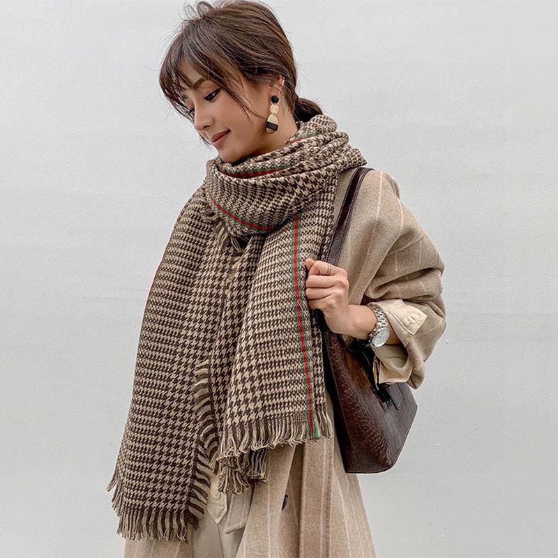 Very popular! Gucci houndstooth cashmere scarf gux31732 Very popular! Gucci houndstooth cashmere scarf gux31732