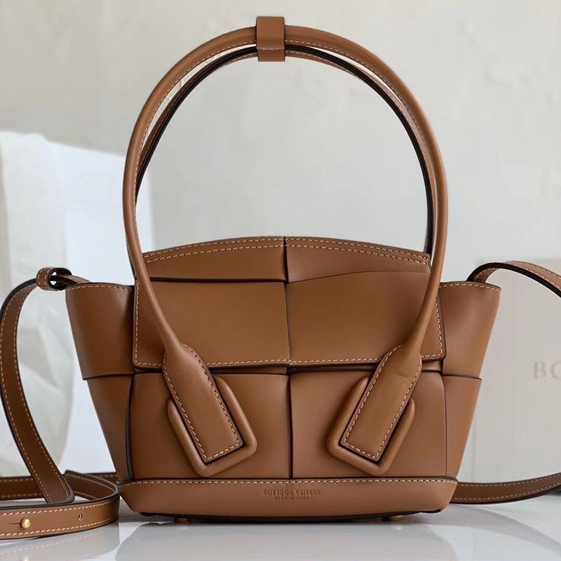 21-22AW Bottega Veneta Zaarco Replica Top Handle Mini Bag boe60657