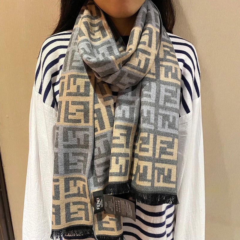 Popularity rising Fendi scarf imitation scarf wool intarsia tassel fez18284 Popularity rising Fendi scarf imitation scarf wool intarsia tassel fez18284
