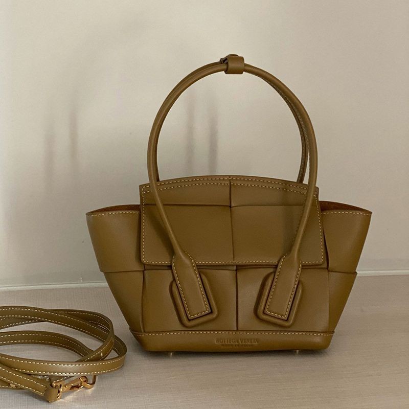 Very popular!! New color Bottega Veneta fake Zaarco top handle mini bag bor60638