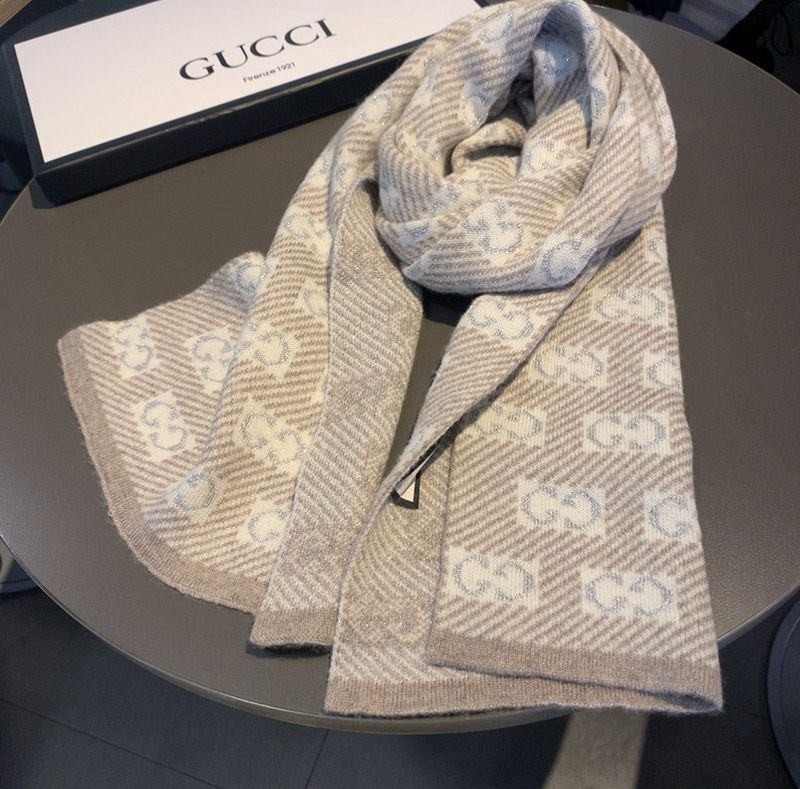 Very popular: Gucci GG Jacquard wool scarf replica guv27170