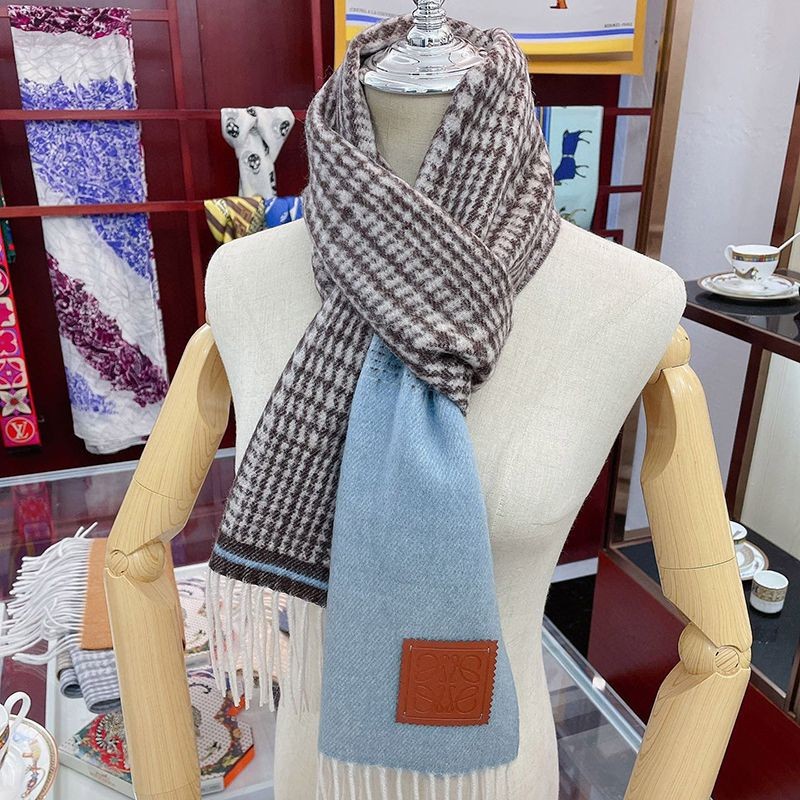 Love at first sight? Loewe fake gradient check scarf (cashmere) lof34715