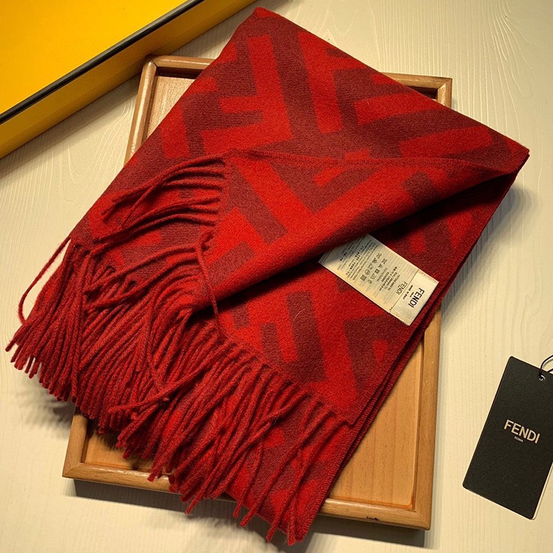 The hot topic! Fendi scarf imitation wool intarsia tassel fek95735