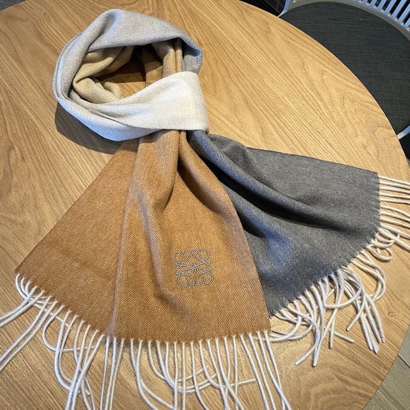 Cute Loewe Gradient Scarf Replica (Wool & Cashmere) loo41787 Cute Loewe Gradient Scarf Replica (Wool & Cashmere) loo41787
