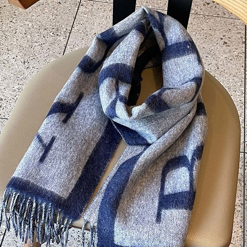 Free shipping Burberry replica reversible logo jacquard cashmere scarf Bax36023 Free shipping Burberry replica reversible logo jacquard cashmere scarf Bax36023