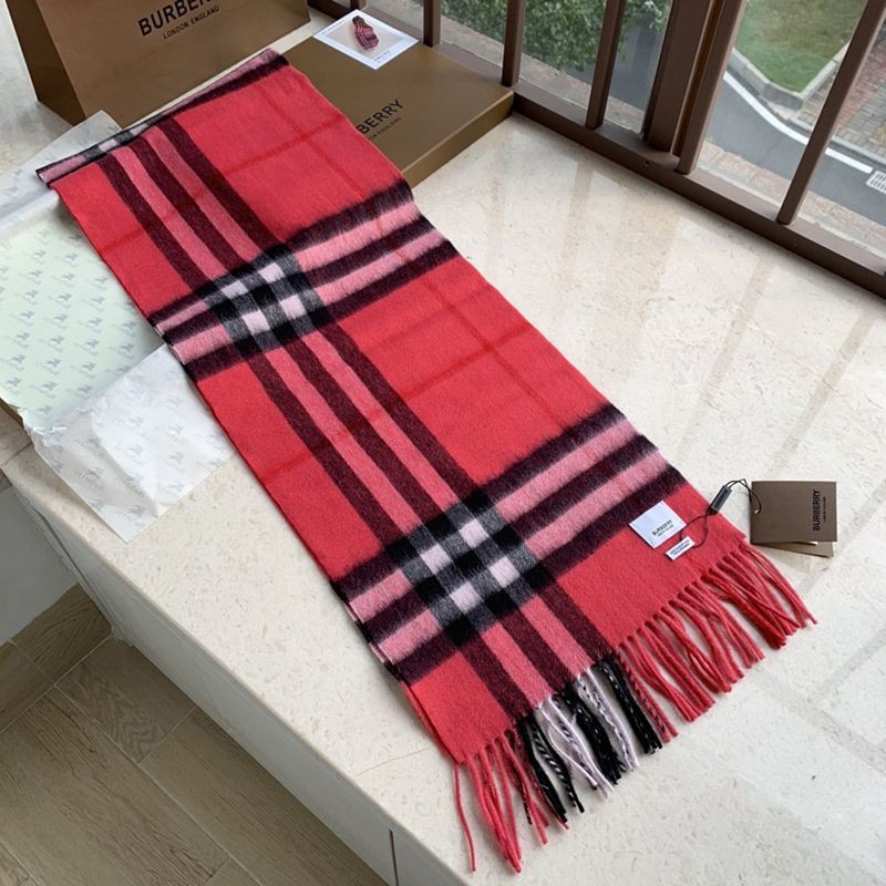 Burberry Replica Classic Cashmere Check Scarf Bay76856 - a popular item all over the world