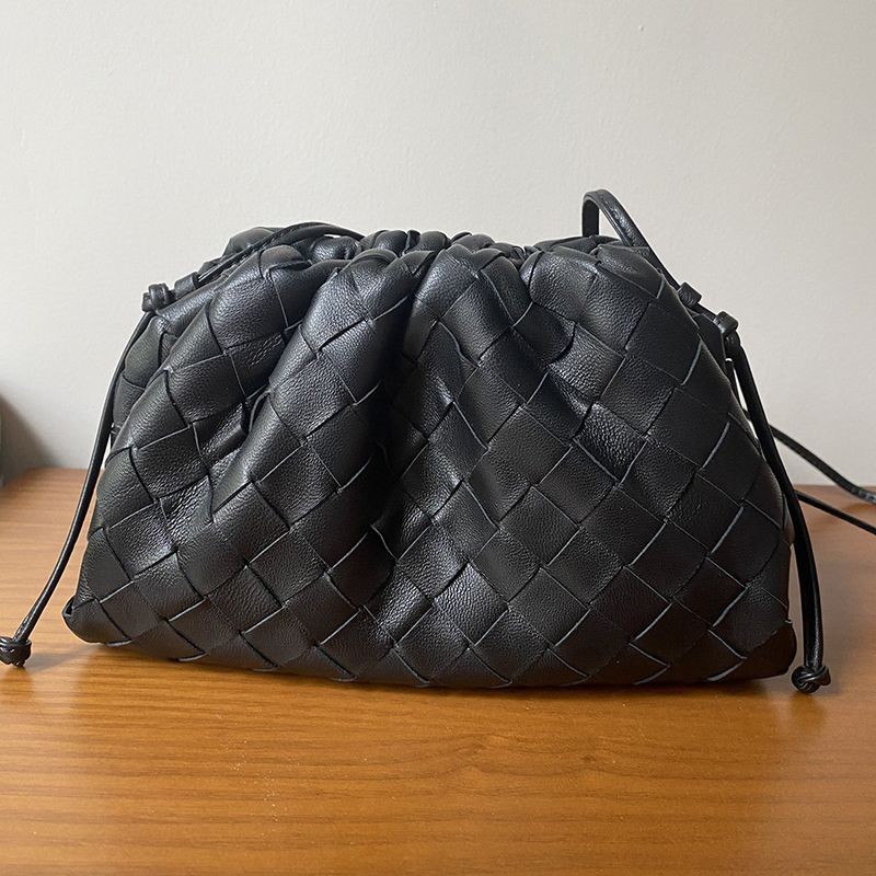 Rare Bottega Veneta Mini The Pouch Replica Leather Mini Clutch Bag BOV02990