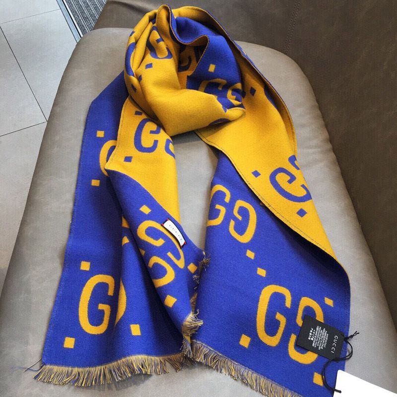 Classic Gucci GG wool lamé jacquard fake scarf/muffler gua53622