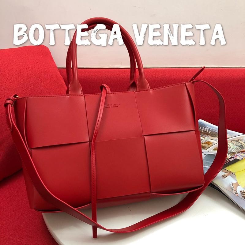 Bottega Veneta Zaarco Replica Tote Red bod70363
