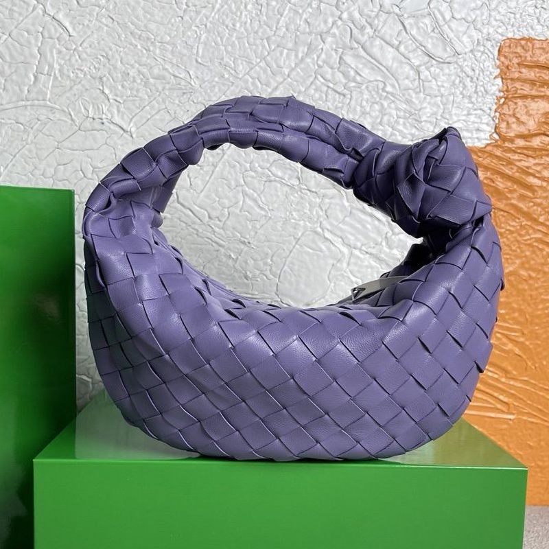 Very popular: Bottega Veneta replica mini The Jodie Intrecciato mini bag bon18099