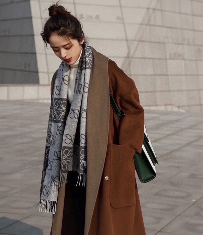 Loewe Anagram Line Scarf Replica (Wool, Silk and Cashmere) Low89794