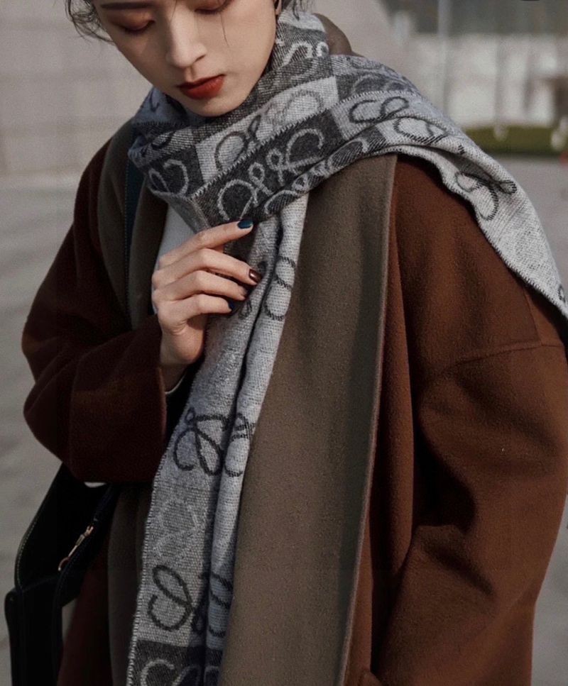 Loewe Anagram Line Scarf Replica (Wool, Silk and Cashmere) Low89794