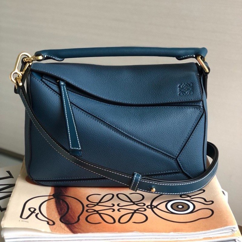 Best Price Challenge Loewe Puzzle Bag Replica Tricolor Shoulder Bag loh58449 Best Price Challenge Loewe Puzzle Bag Replica Tricolor Shoulder Bag loh58449