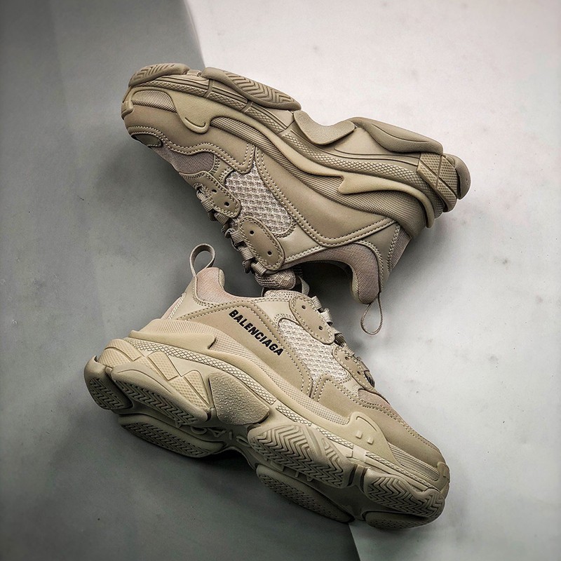 Very popular! Balenciaga Triple S fake sneakers baa55231 Very popular! Balenciaga Triple S fake sneakers baa55231