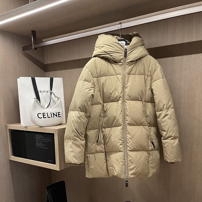 Want it? Super limited edition? Max Mara copy down jacket khaki mak82170 Want it? Super limited edition? Max Mara copy down jacket khaki mak82170