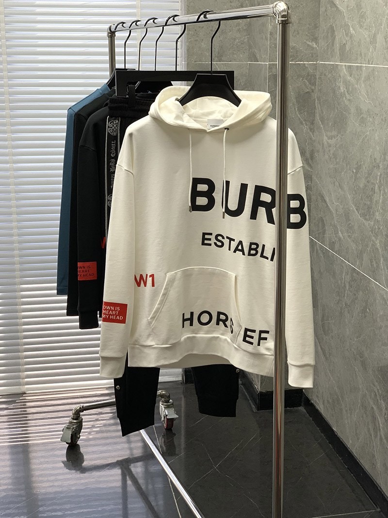 Burberry Oversized Logo Print Hoodie Replica Bap04264 - Popular all over the world