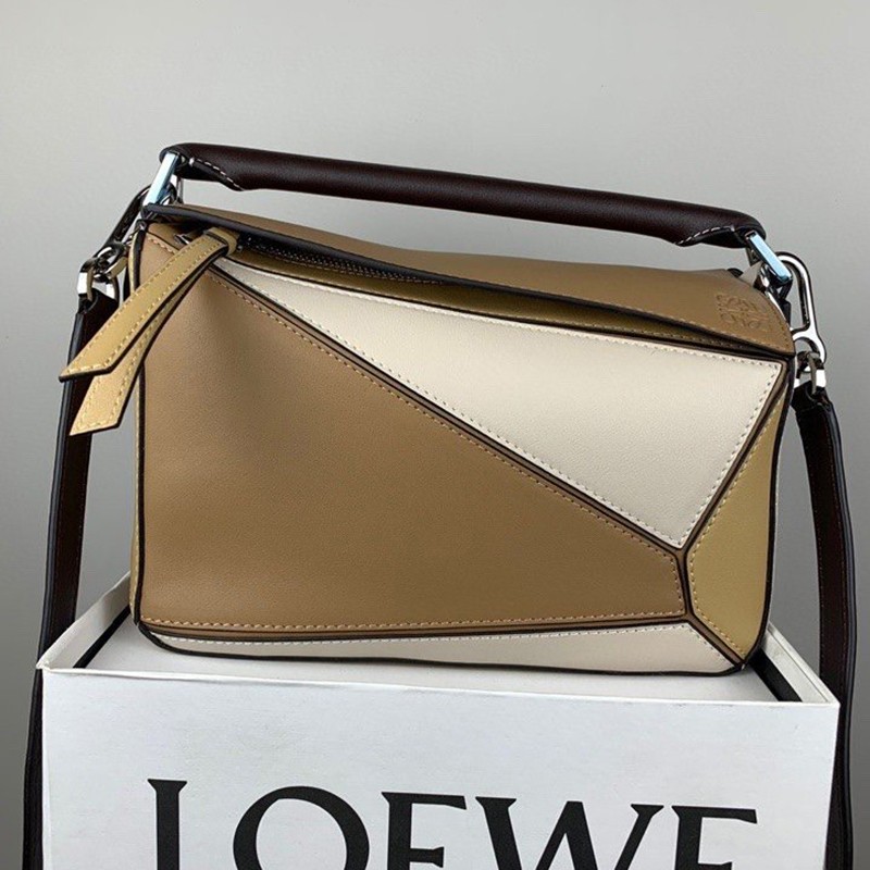 Tracked shipping Loewe Puzzle Bag Replica Tricolor Shoulder Bag lod82151