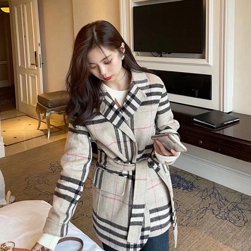 Very popular! Burberry Striped Intarsia Fleece Coat Replica Bay58342