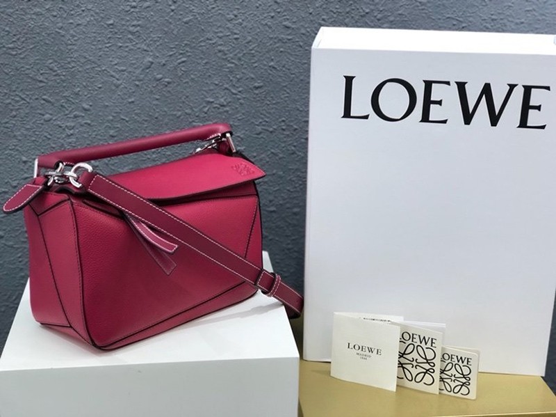 Popular all over the world? Loewe Puzzle Bag Replica Tricolor Shoulder Bag lov78566