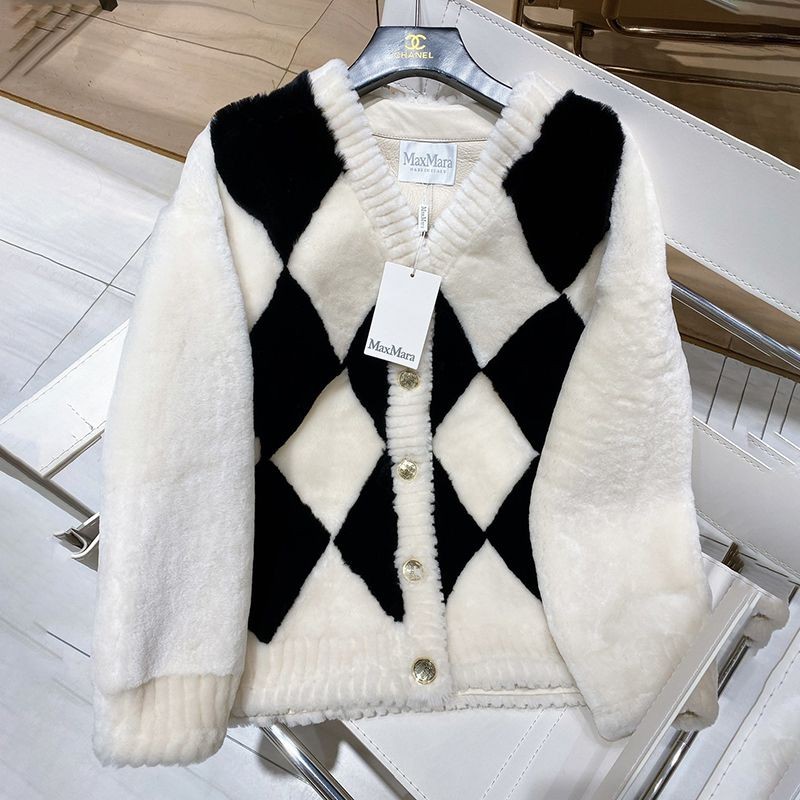 Max Mara Panel Sheepskin Jacket Replica Black/White mad86683 Max Mara Panel Sheepskin Jacket Replica Black/White mad86683