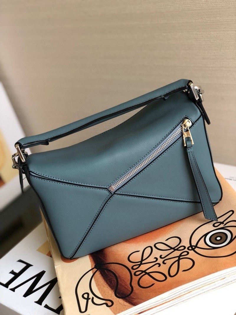 Sold out Loewe Puzzle Bag Replica Tricolor Shoulder Bag loc38322