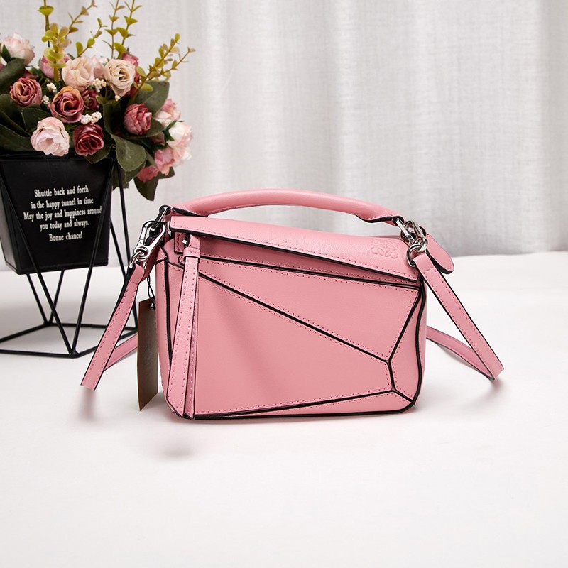 [Limited Edition Color] Loewe Shoulder Bag Replica Soft Grain Calf Puzzle Mini Handbag loz89727