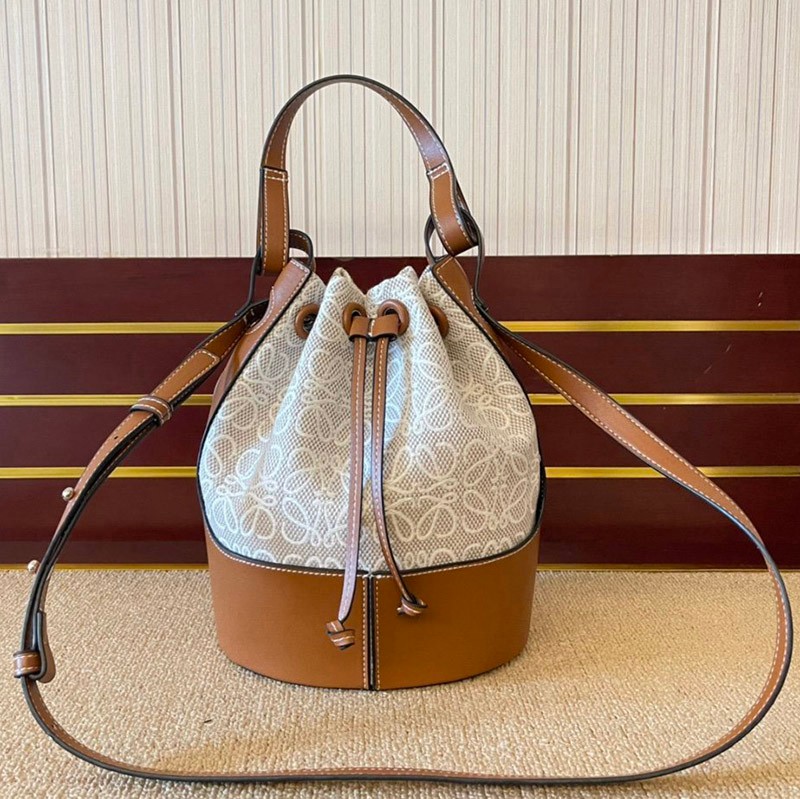 No customs duties Loewe Balloon Bag Replica 2way Bag Shoulder Bag lom92170 Tote Bag Shoulder Bag Anagram No customs duties Loewe Balloon Bag Replica 2way Bag Shoulder Bag lom92170 Tote Bag Shoulder Bag Anagram