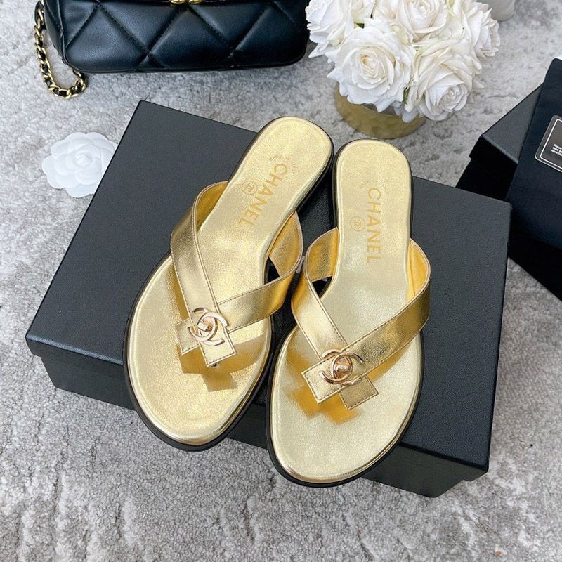 New limited edition Chanel pearl Coco mark sandals mules rare fake shr43683