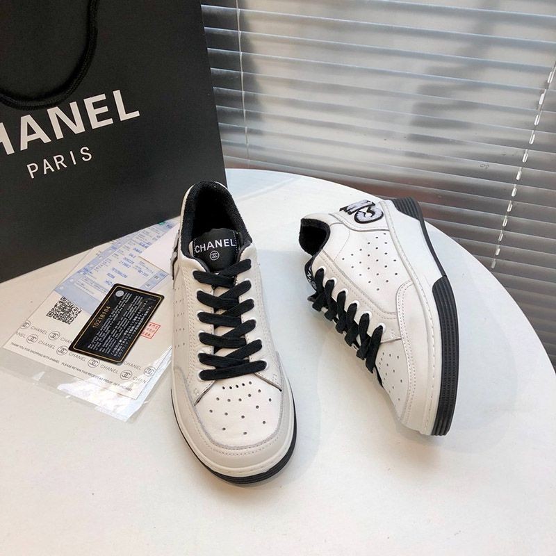 Very popular all over the world? Chanel replica sneakers replica white shw70901