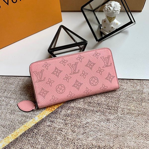 No.1 Popular Louis Vuitton Long Wallet Replica Mahina Zippy Wallet M61868