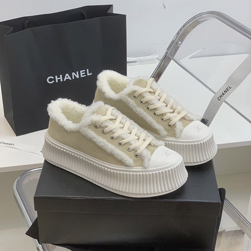 21 Autumn/Winter New Arrivals *Very Popular* Cute? Chanel Fluffy Sneakers Replica she37494
