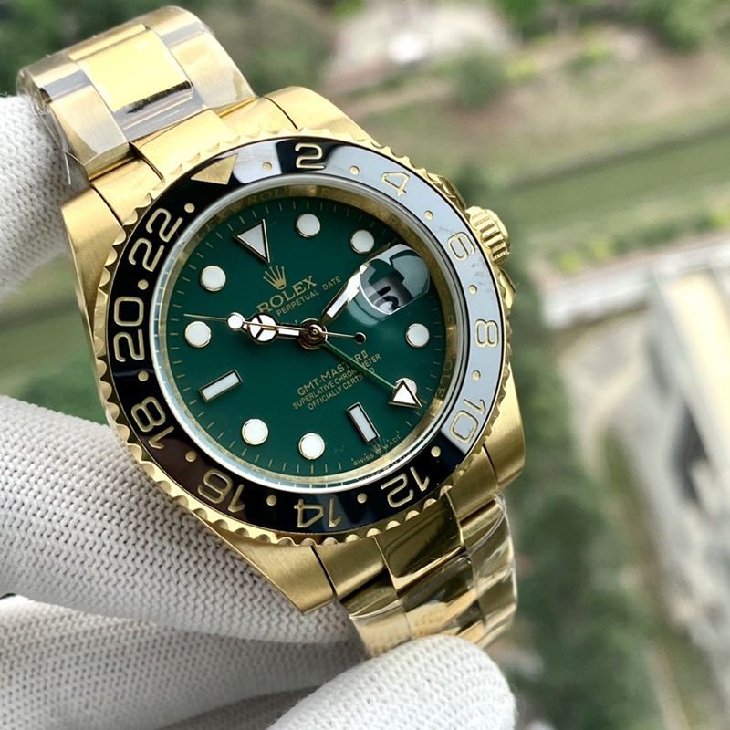 [Not available in Japan] Rolex GMT Master II Replica ★ Automatic 18K Yellow Gold Men's Green 116718LN2