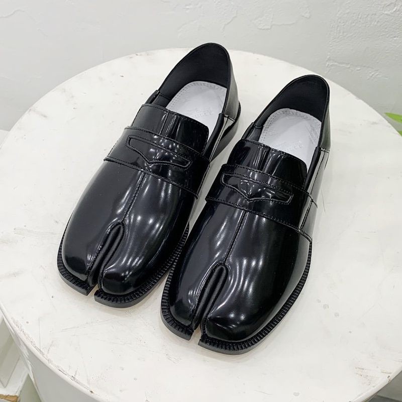 ★Tax/Shipping included★Maison Margiela Tabi Leather Loafers Replica S39WR0021P2820T8013 ★Tax/Shipping included★Maison Margiela Tabi Leather Loafers Replica S39WR0021P2820T8013