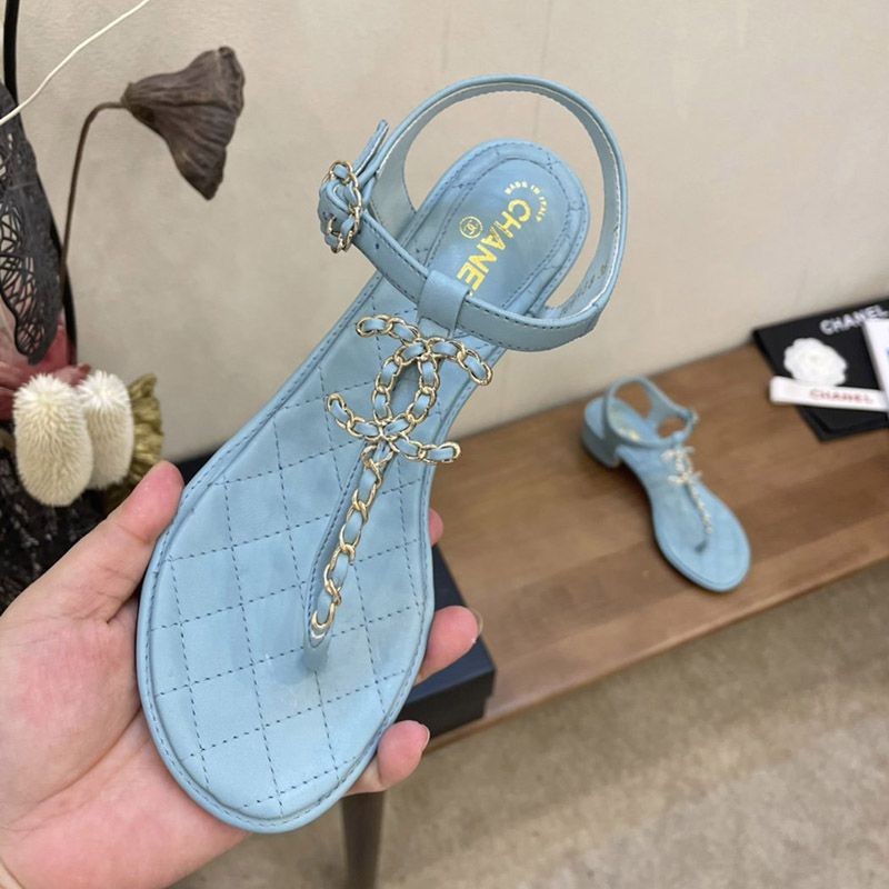 Rare color "New limited edition? Adult casual? " Chanel logo sandals copy shc70251