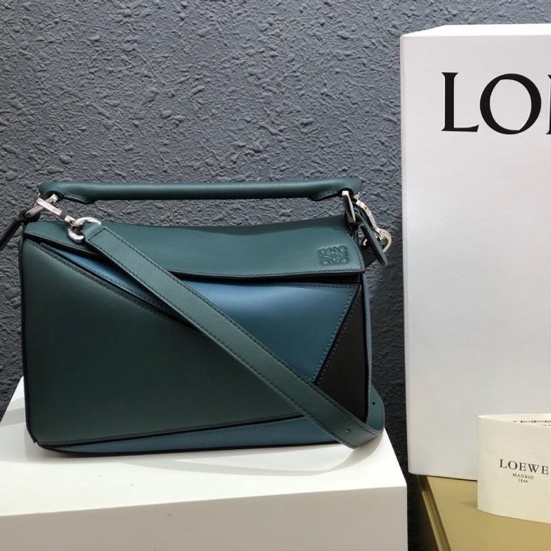 Not available in Japan Loewe Puzzle Bag Replica Tricolor Shoulder Bag lof73235 Not available in Japan Loewe Puzzle Bag Replica Tricolor Shoulder Bag lof73235