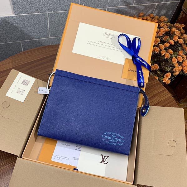 Louis Vuitton Clutch Bag Replica Pochette Voyage Pouch M30395