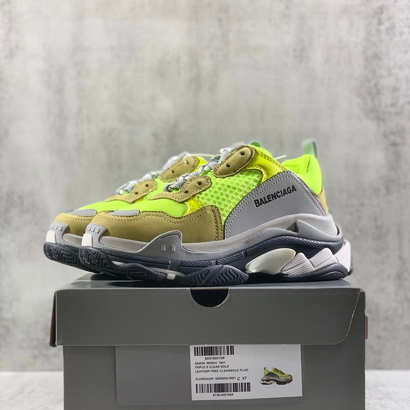 Eye-catching color Balenciaga sneakers replica ALLOVER LOGO triple sole triple s bae68819