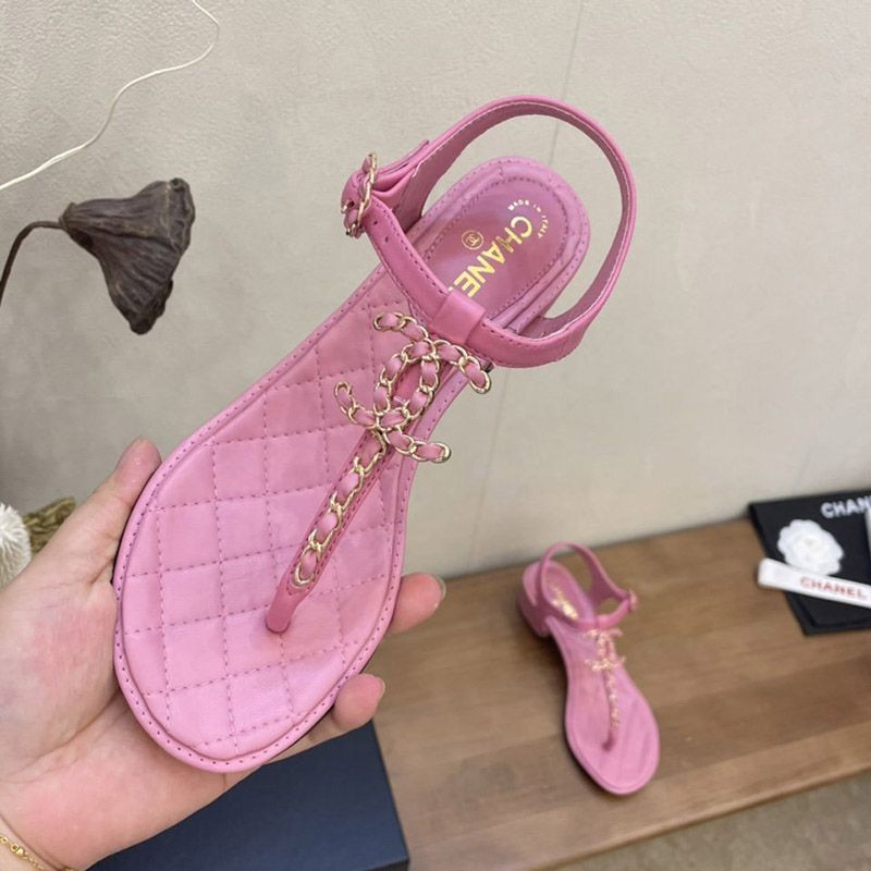 [New limited edition? Adult casual?] Cute Chanel logo sandals fake shl52096