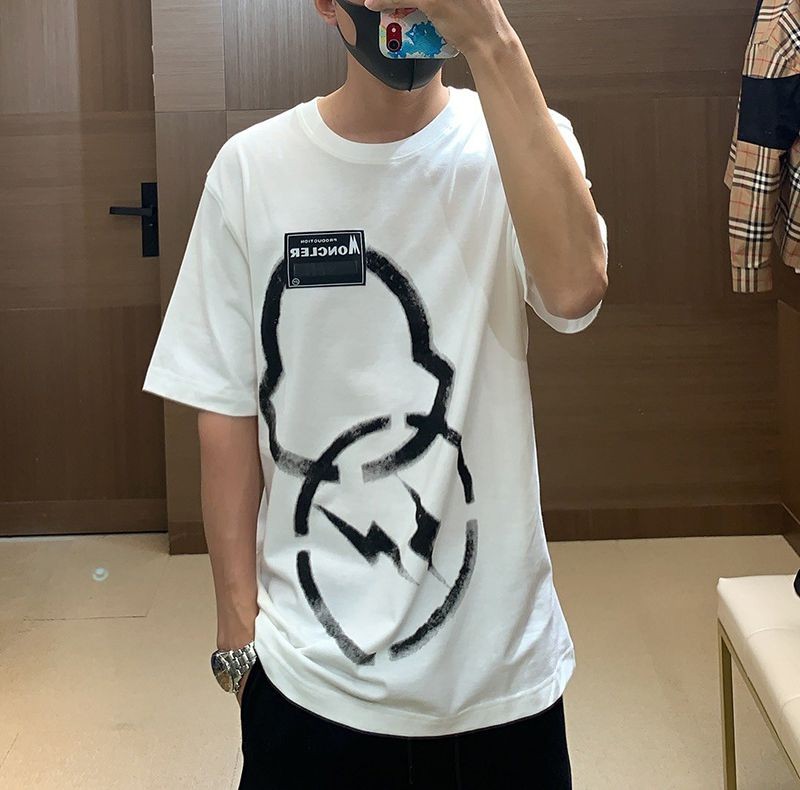 New Moncler Genius Replica ★ GENIUS FRAGMENT Collaboration Spray Logo T-shirt Hiroshi Fujiwara moi77942
