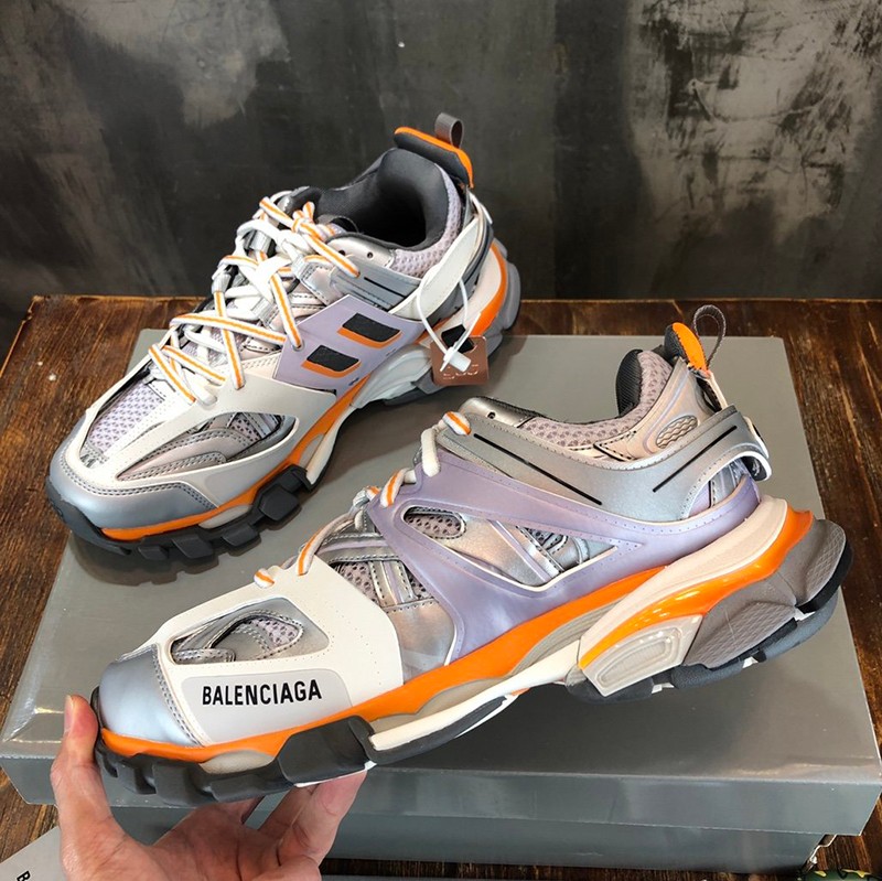 New for Autumn/Winter: Balenciaga Track Replica Trainer Sneakers Lace-up 542436W1GB19000 New for Autumn/Winter: Balenciaga Track Replica Trainer Sneakers Lace-up 542436W1GB19000