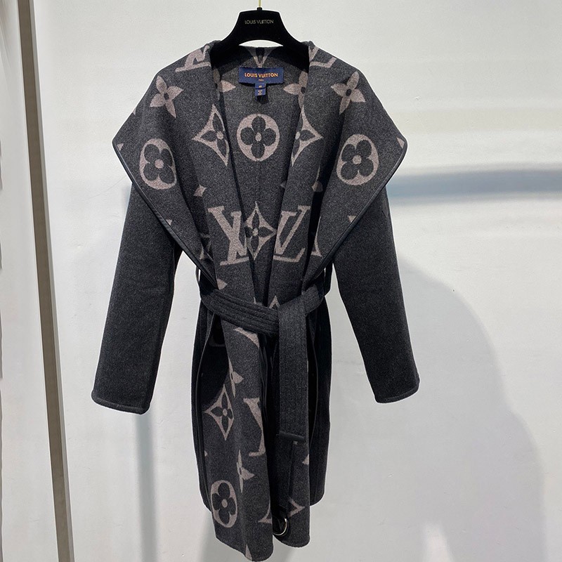 ★Japan!! Popular! Louis Vuitton Coat Replica Monogram Jacket Long Coat Gray Popular 1A82GP