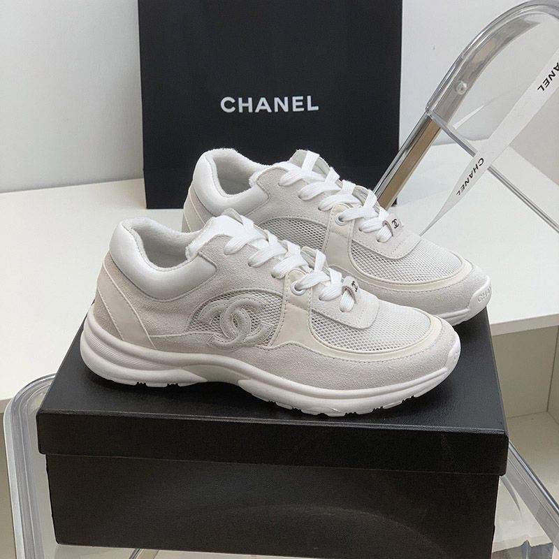 Very popular all over the world? Chanel Super limited edition? Big CC stands out? Sneakers shp01862