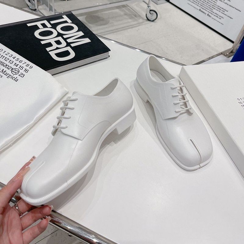 Sold out Maison Margiela Replica Tabi Calf Leather Lace-up Shoes White 3.5cm Heel Maz53858