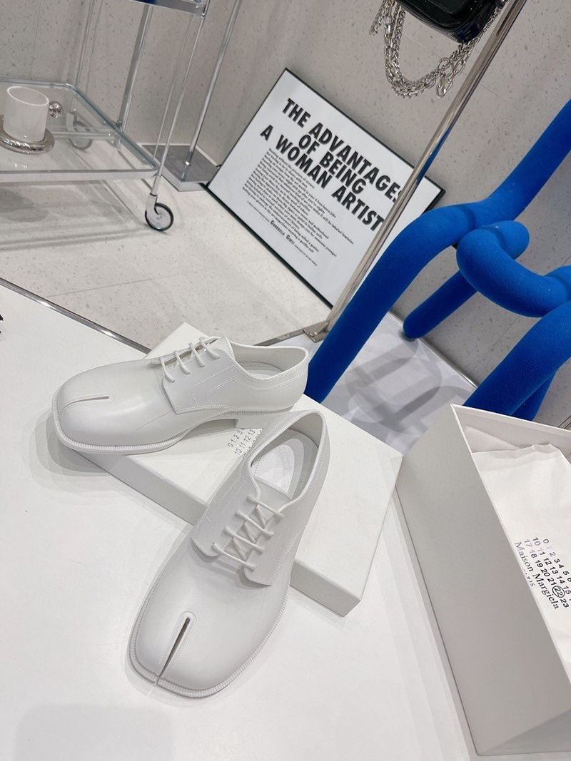 Sold out Maison Margiela Replica Tabi Calf Leather Lace-up Shoes White 3.5cm Heel Maz53858