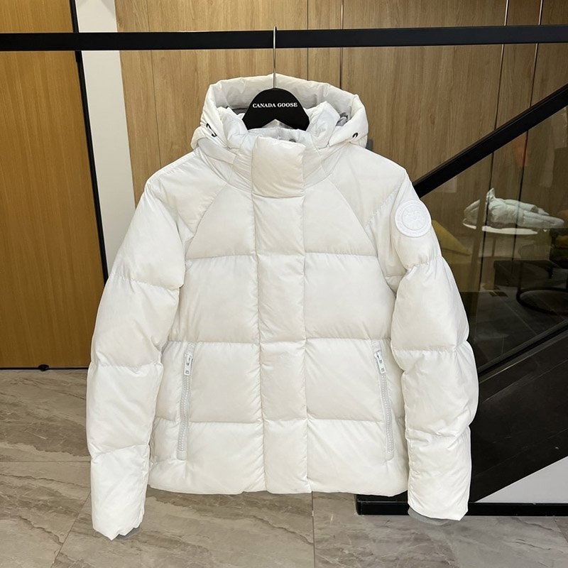 Cute White Label Down Jacket★Canada Goose Replica★EVERETT Cak13609