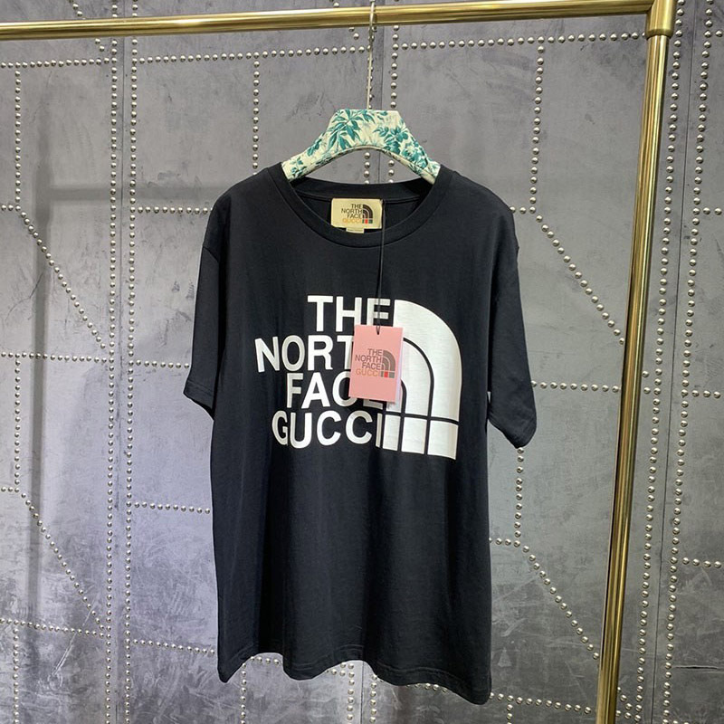 New for Fall/Winter: Gucci x North Face collaboration ★ Special logo T-shirt Noa63076
