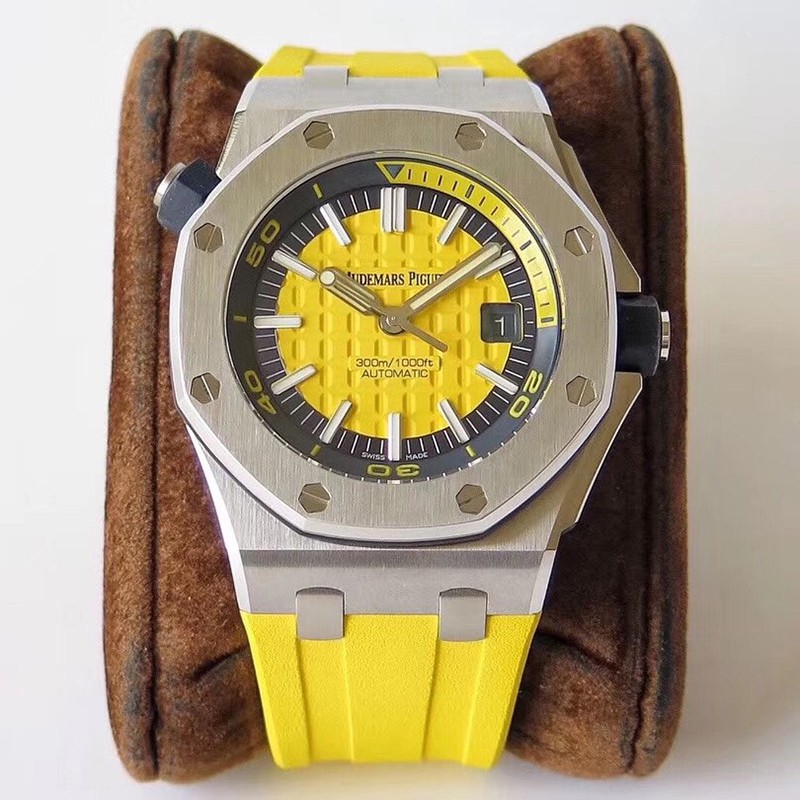 Eye-catching colors Audemars Piguet replica watch Royal Oak Offshore Diver 15710STOOA002CA02 Eye-catching colors Audemars Piguet replica watch Royal Oak Offshore Diver 15710STOOA002CA02