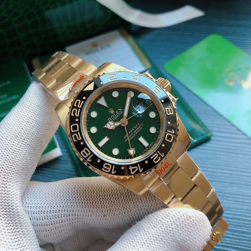 Very popular! Rolex GMT Master II replica automatic men's green 40.0mm 116718LN